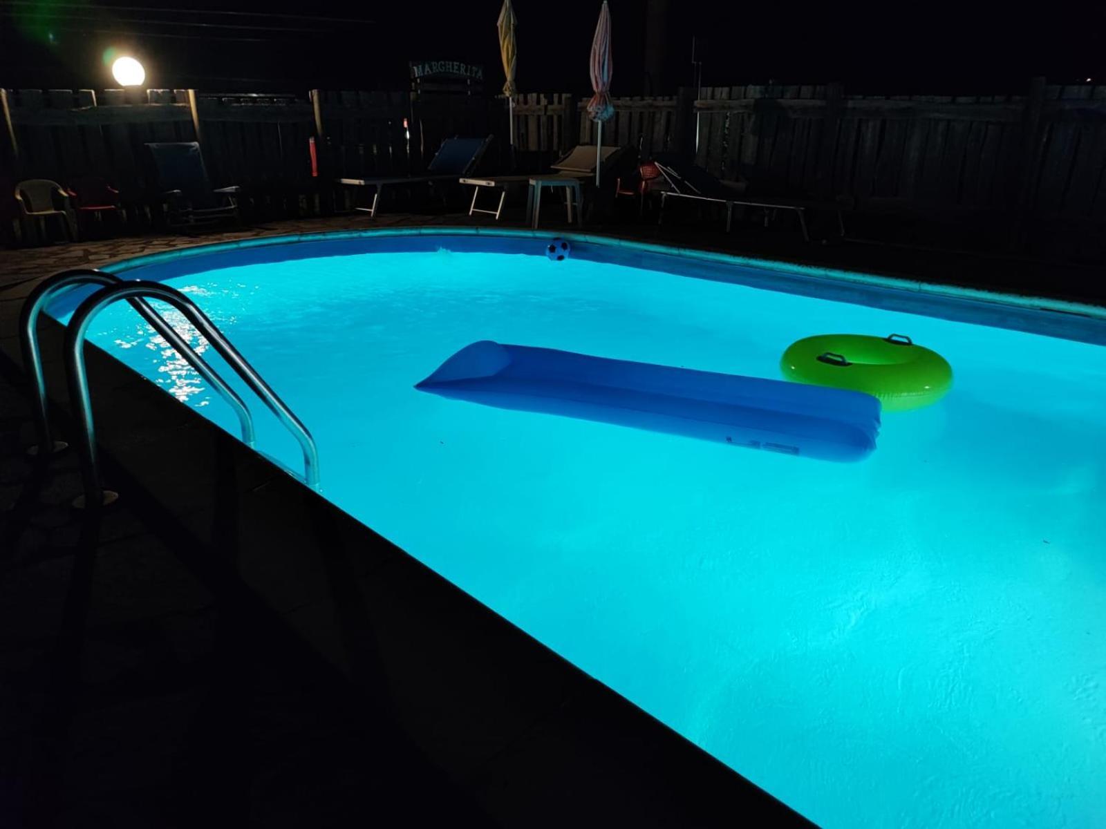 Cinigiano Agriturismo Podere Cherzo מראה חיצוני תמונה