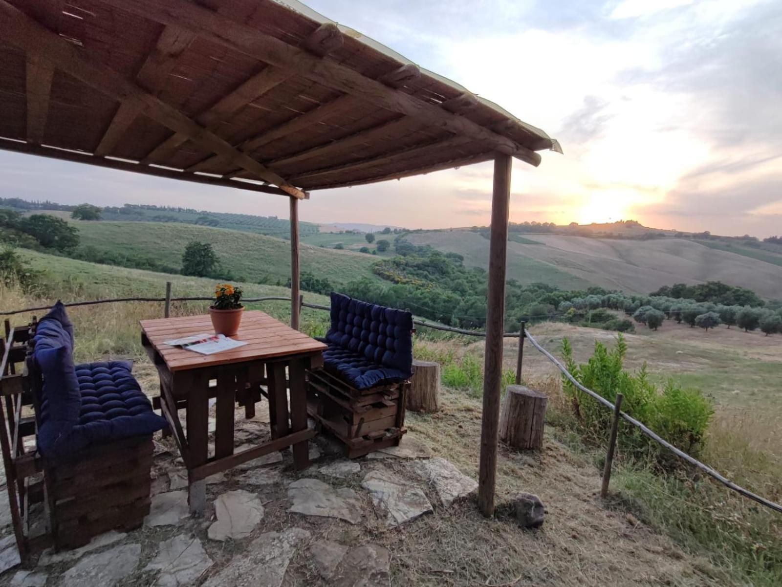 Cinigiano Agriturismo Podere Cherzo מראה חיצוני תמונה